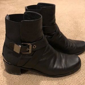 Stuart Weizman boots